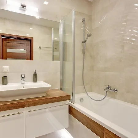 The Columbus - Nadmorze Premium Apartment *